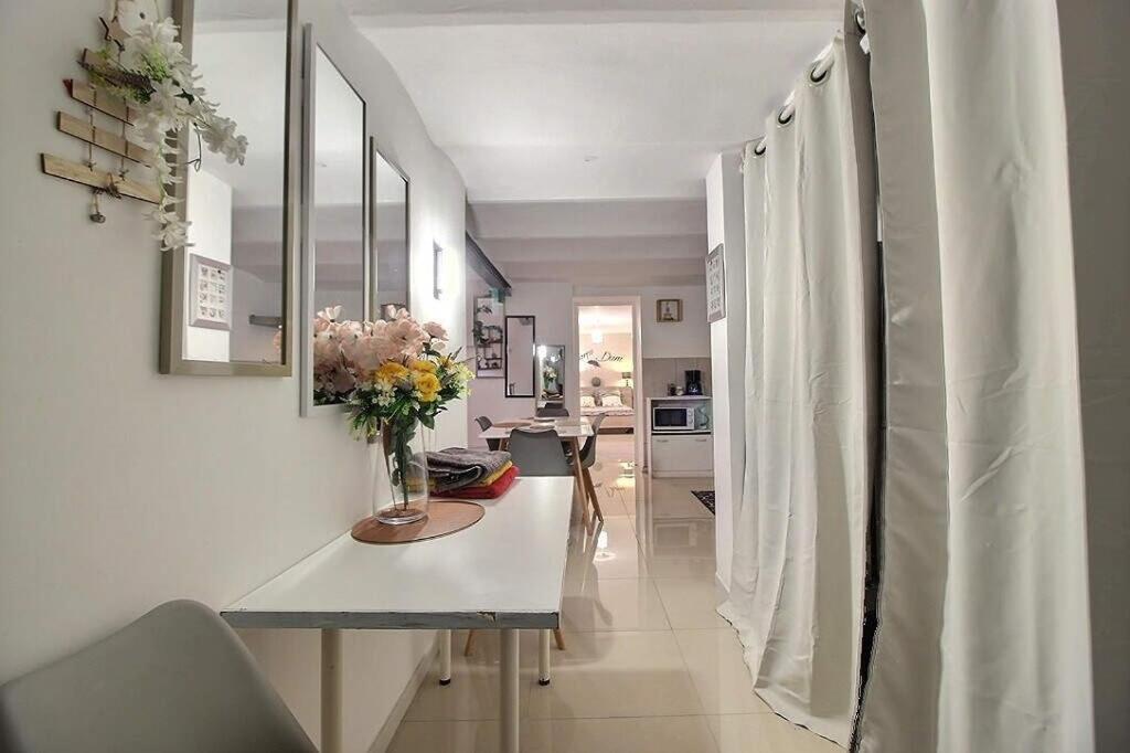 Villa Avec Piscine Et 3 Logements Ideale Groupe Marseille Extérieur photo