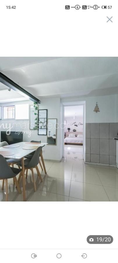 Villa Avec Piscine Et 3 Logements Ideale Groupe Marseille Extérieur photo